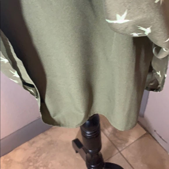 Hummingbird Design on Lightweight Dress - Picture 13 of 16